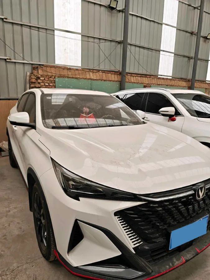 2025 ChangAn X5 PLUS 1.5T 188HP L4 7DCT,autocango,china used car exporter,china ev exporter,chinese used car exporter,chinese used ev exporter