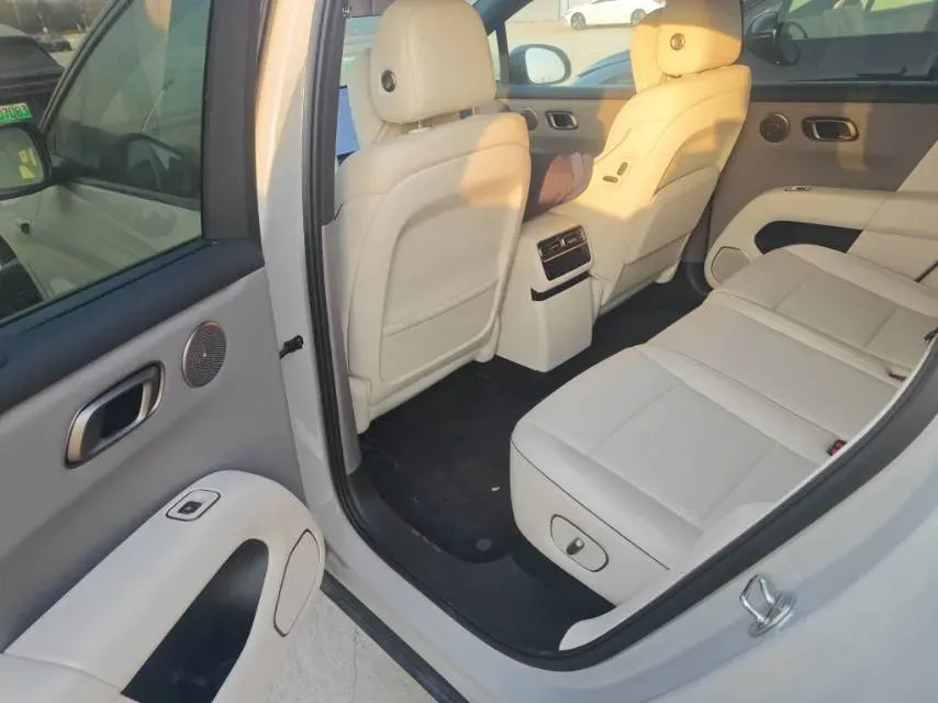 2025 Li i6 BEV,autocango,china used car exporter,china ev exporter,chinese used car exporter,chinese used ev exporter