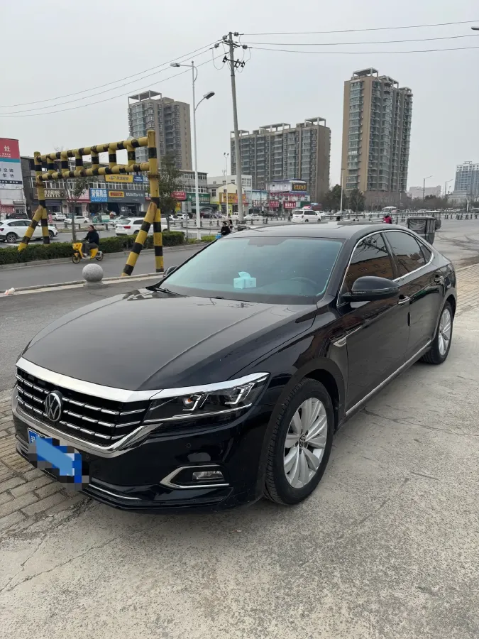 2020 Volkswagen Passat 2.0T 186HP L4 7DCT,autocango,china used car exporter,china ev exporter,chinese used car exporter,chinese used ev exporter