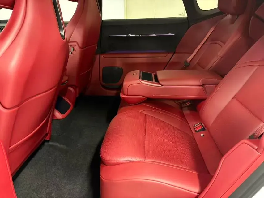 2026 Avatr 12 BEV,autocango,china used car exporter,china ev exporter,chinese used car exporter,chinese used ev exporter