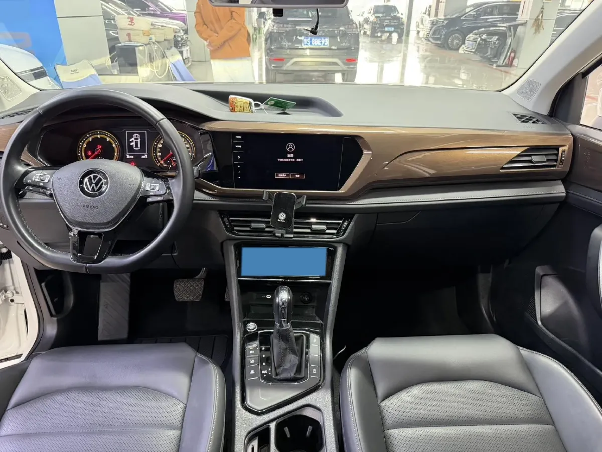 2021 Volkswagen Tharu 1.4T 150HP L4 7DCT,autocango,china used car exporter,china ev exporter,chinese used car exporter,chinese used ev exporter