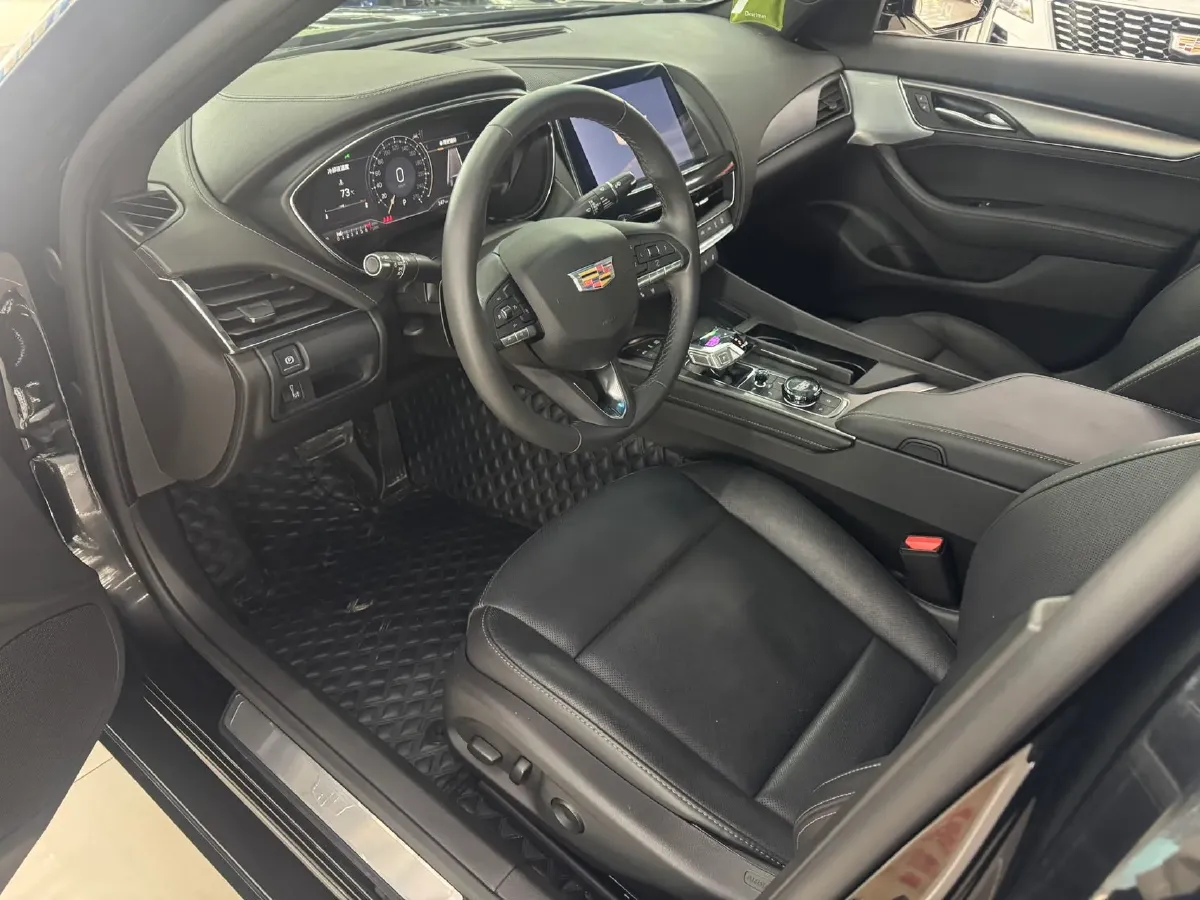 2023 Cadillac CT5 2.0T 237HP L4 10AT,autocango,china used car exporter,china ev exporter,chinese used car exporter,chinese used ev exporter