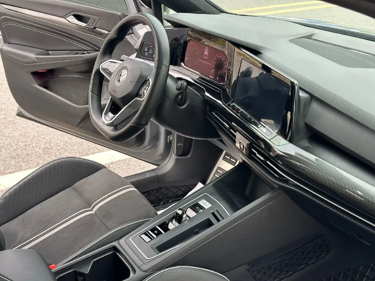 2021 Volkswagen Golf 1.4T 150HP L4 7DCT,autocango,china used car exporter,china ev exporter,chinese used car exporter,chinese used ev exporter