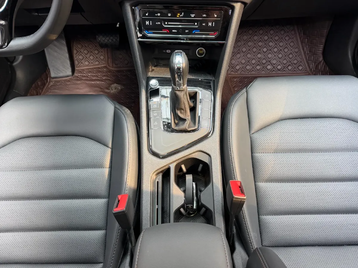 2021 Volkswagen Tharu 1.4T 150HP L4 7DCT,autocango,china used car exporter,china ev exporter,chinese used car exporter,chinese used ev exporter