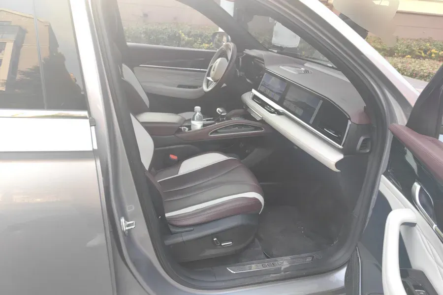 2021 Geely Monjaro 2.0T 218HP L4 7DCT,autocango,china used car exporter,china ev exporter,chinese used car exporter,chinese used ev exporter