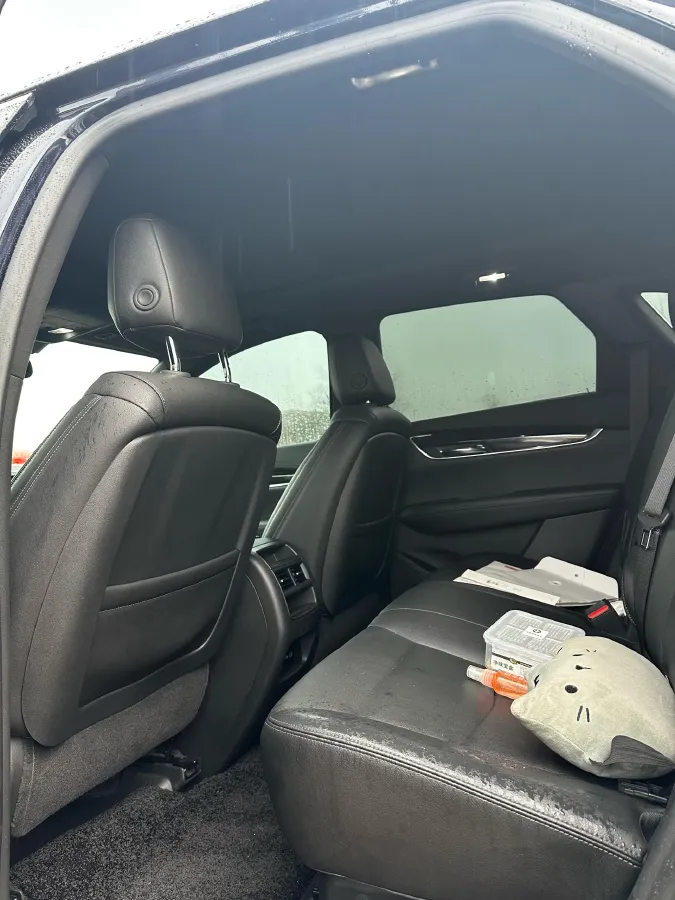 2021 Cadillac XT5 2.0T 237HP L4 9AT,autocango,china used car exporter,china ev exporter,chinese used car exporter,chinese used ev exporter