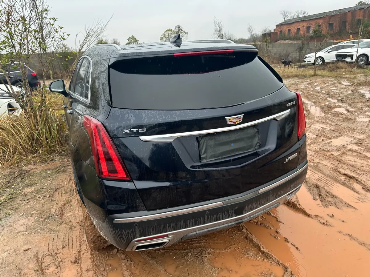 2021 Cadillac XT5 2.0T 237HP L4 9AT,autocango,china used car exporter,china ev exporter,chinese used car exporter,chinese used ev exporter
