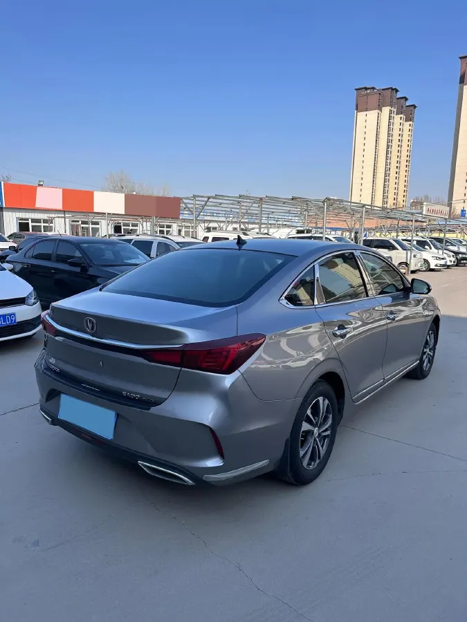 2021 ChangAn Eado 1.6L 128HP L4 5MT,autocango,china used car exporter,china ev exporter,chinese used car exporter,chinese used ev exporter