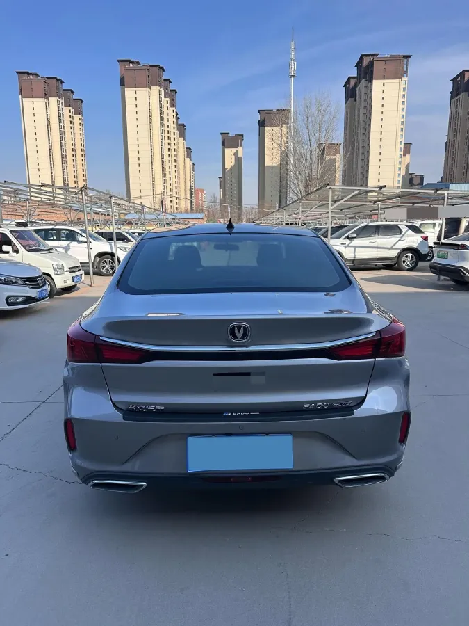 2021 ChangAn Eado 1.6L 128HP L4 5MT,autocango,china used car exporter,china ev exporter,chinese used car exporter,chinese used ev exporter