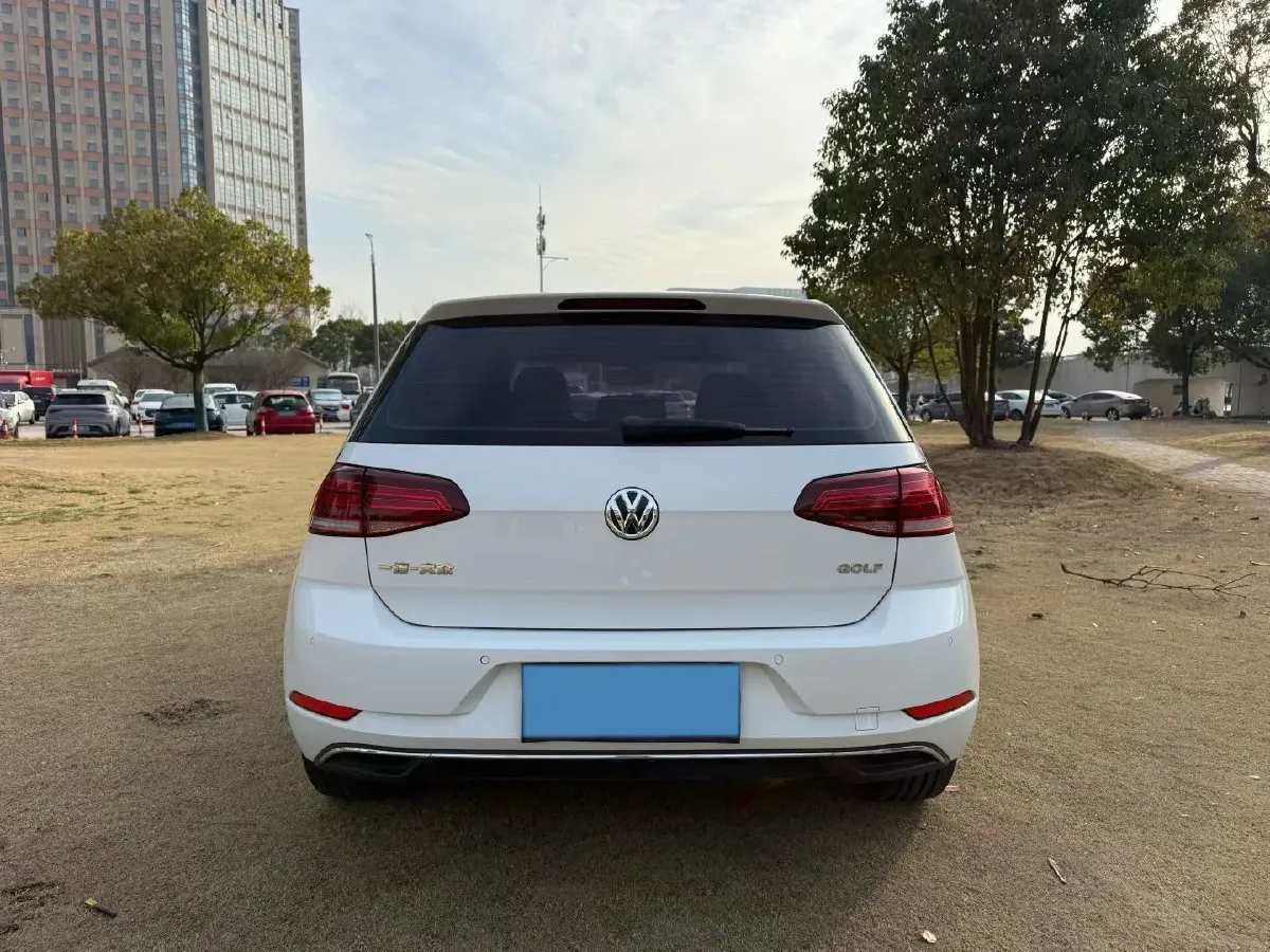2018 Volkswagen Golf 1.6L 110HP L4 6AT,autocango,china used car exporter,china ev exporter,chinese used car exporter,chinese used ev exporter