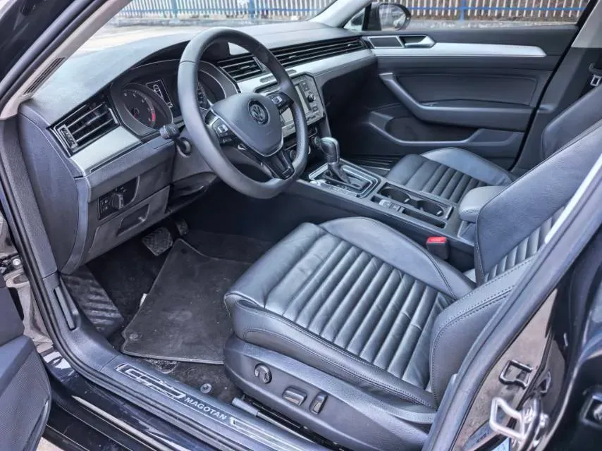 2019 Chevrolet Malibu XL 2.0T 241HP L4 9AT,autocango,china used car exporter,china ev exporter,chinese used car exporter,chinese used ev exporter