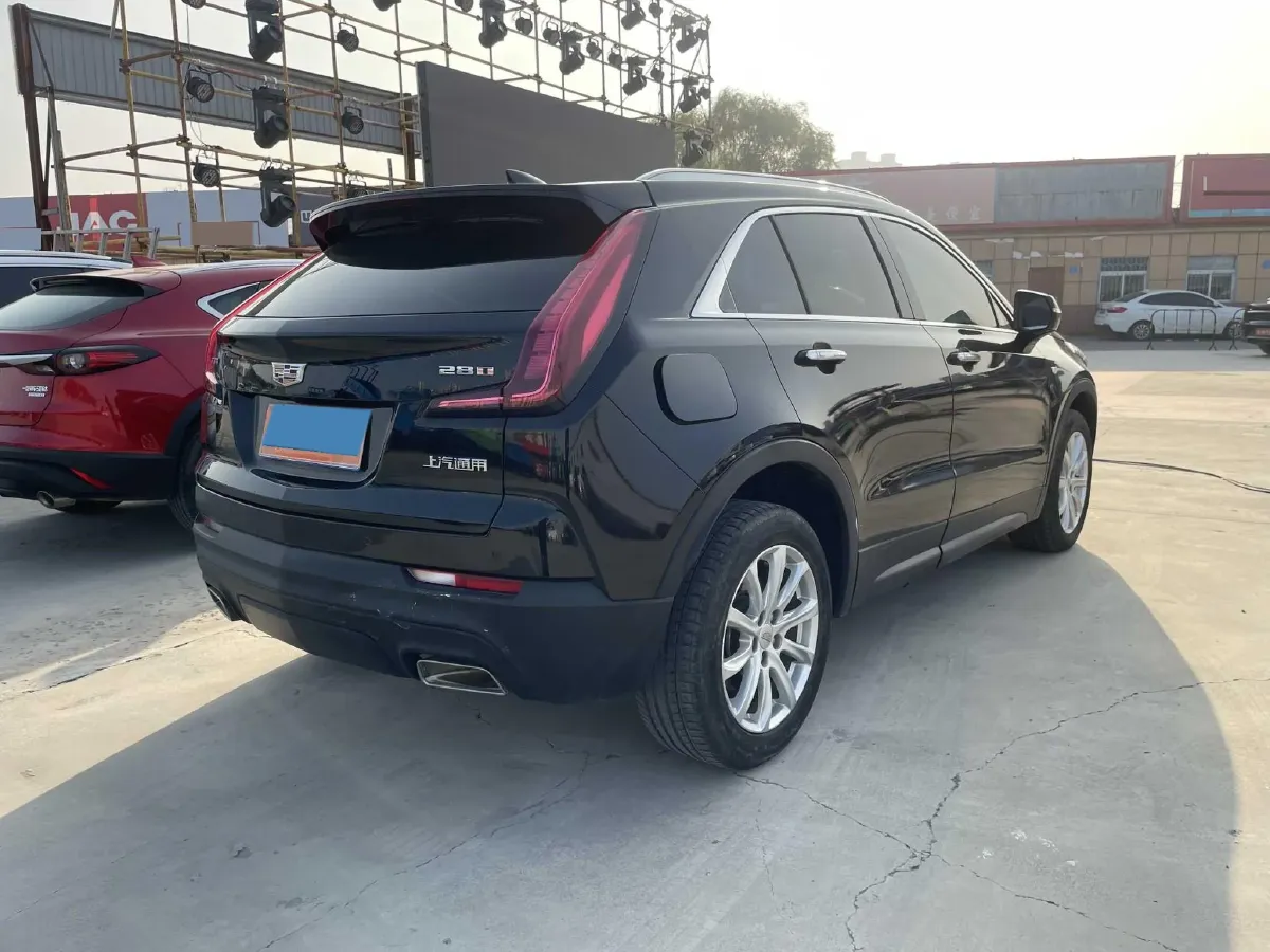 2020 Cadillac XT4 2.0T 237HP L4 9AT,autocango,china used car exporter,china ev exporter,chinese used car exporter,chinese used ev exporter
