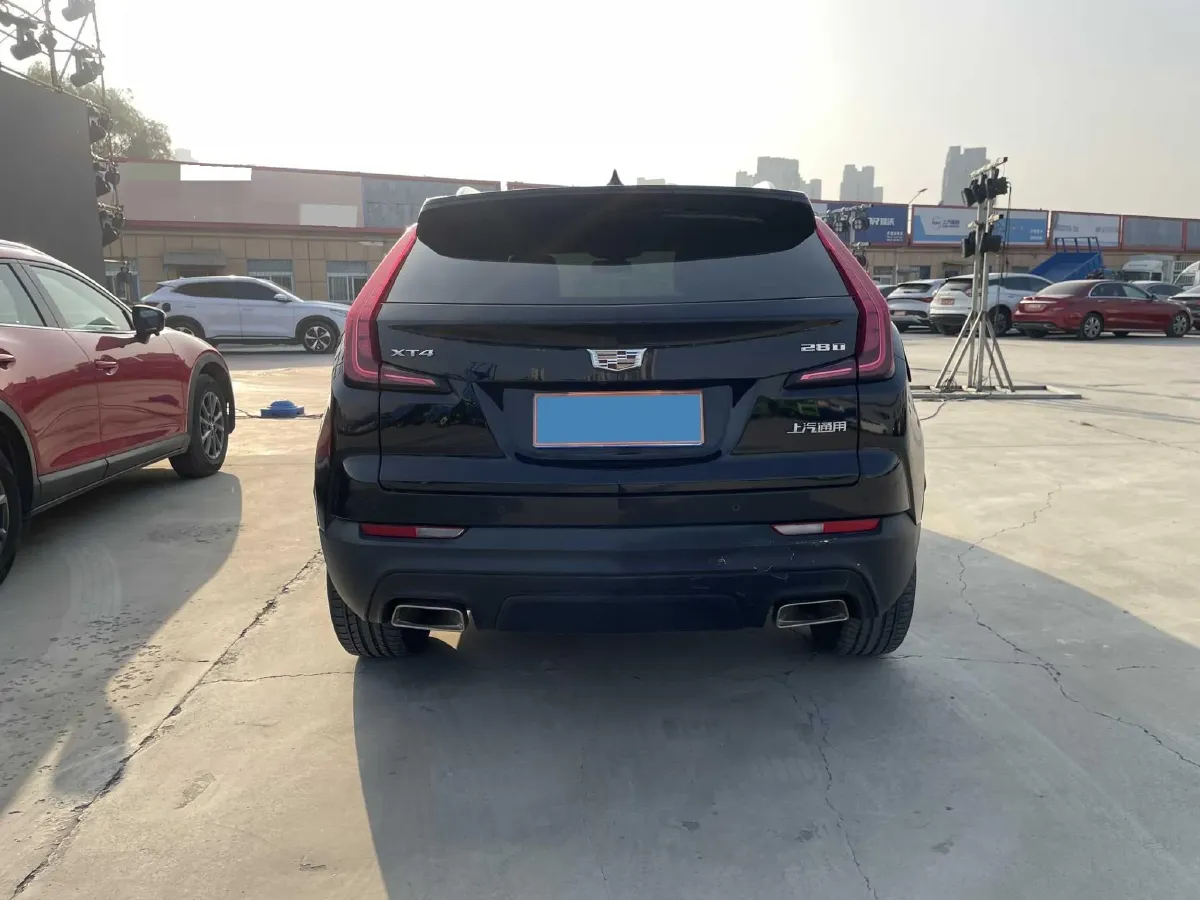 2020 Cadillac XT4 2.0T 237HP L4 9AT,autocango,china used car exporter,china ev exporter,chinese used car exporter,chinese used ev exporter