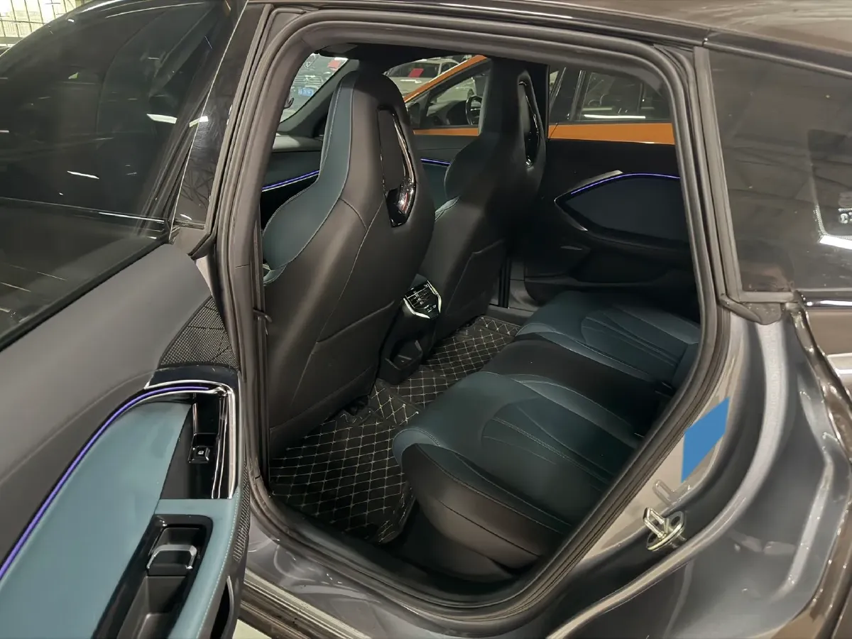 2023 MG 7 2.0T 261HP L4 9AT,autocango,china used car exporter,china ev exporter,chinese used car exporter,chinese used ev exporter