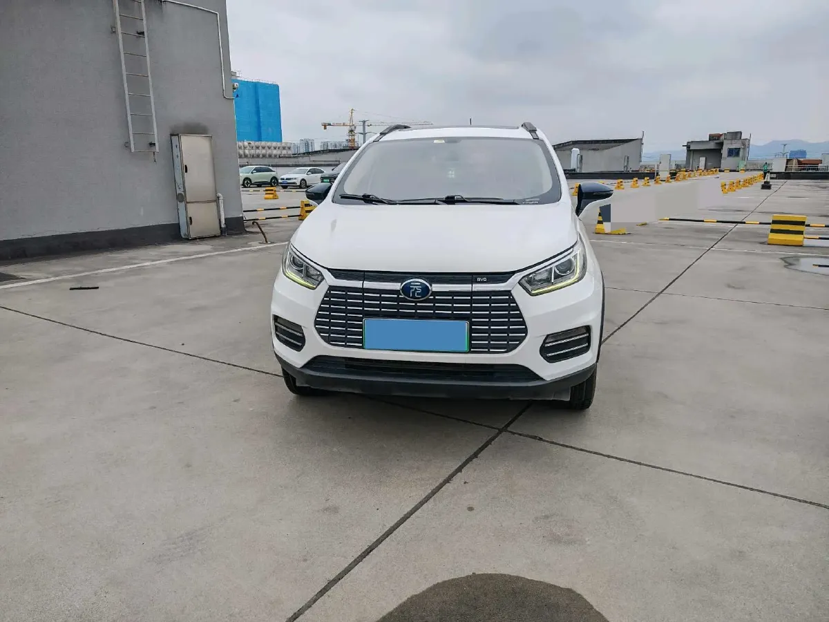 2018 BYD Yuan BEV 42KWH,autocango,china used car exporter,china ev exporter,chinese used car exporter,chinese used ev exporter