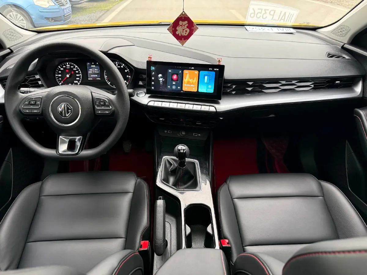 2021 MG 5 1.5L 120HP L4 5MT,autocango,china used car exporter,china ev exporter,chinese used car exporter,chinese used ev exporter