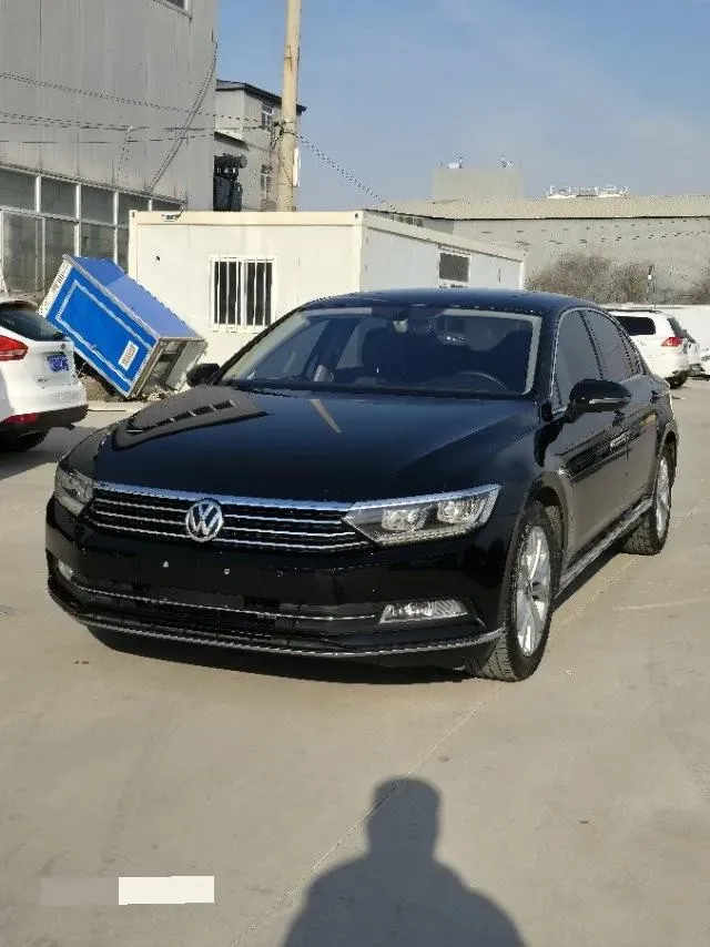 2018 Volkswagen Magotan 1.8T 180HP L4 7DCT,autocango,china used car exporter,china ev exporter,chinese used car exporter,chinese used ev exporter