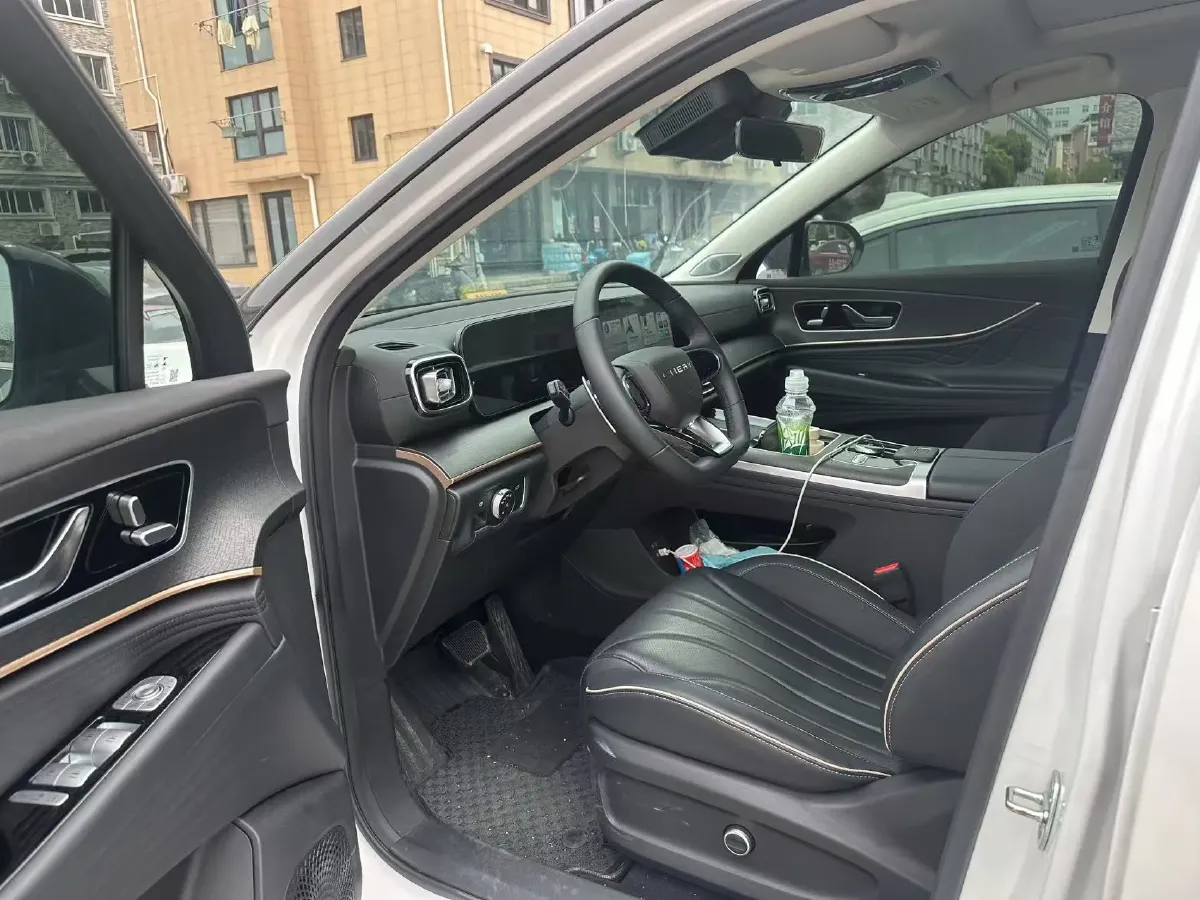 2023 Chery Tiggo 9 2.0T 261HP L4 8AT,autocango,china used car exporter,china ev exporter,chinese used car exporter,chinese used ev exporter