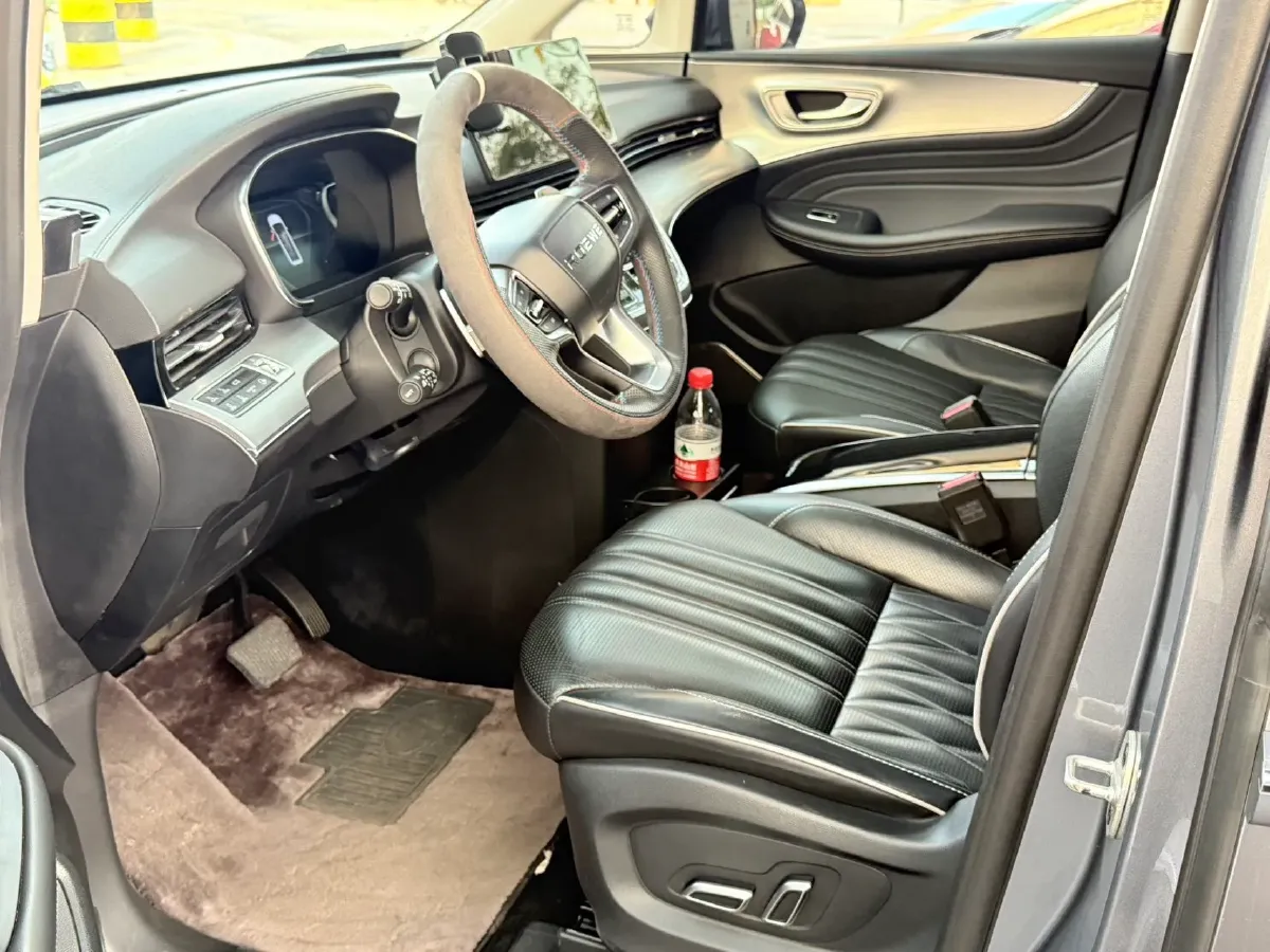 2021 Roewe iMAX8 2.0T 234HP L4 8AT,autocango,china used car exporter,china ev exporter,chinese used car exporter,chinese used ev exporter