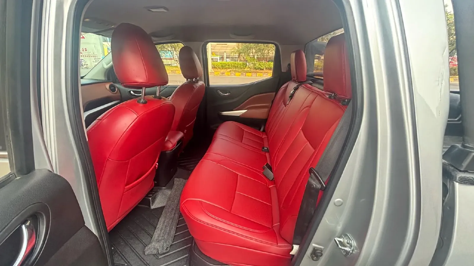 2020 Dongfeng RuiQi 6 2.3T 163HP L4 8AT,autocango,china used car exporter,china ev exporter,chinese used car exporter,chinese used ev exporter