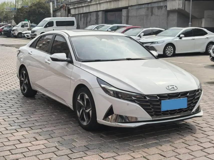 2022 Hyundai Elantra 1.5L 115HP L4 CVT,autocango,china used car exporter,china ev exporter,chinese used car exporter,chinese used ev exporter