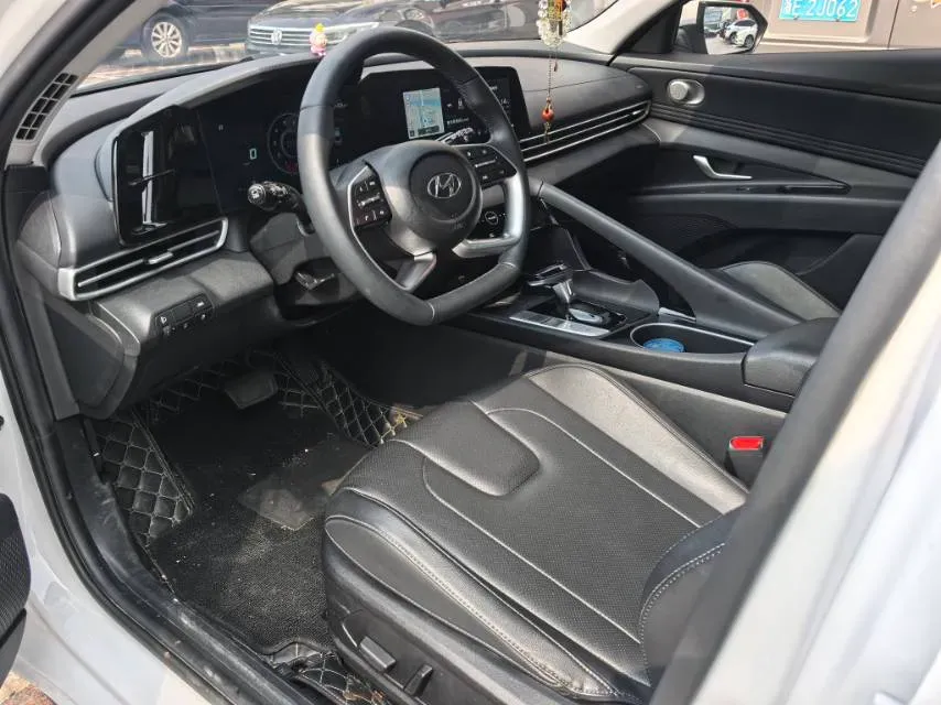 2022 Hyundai Elantra 1.5L 115HP L4 CVT,autocango,china used car exporter,china ev exporter,chinese used car exporter,chinese used ev exporter