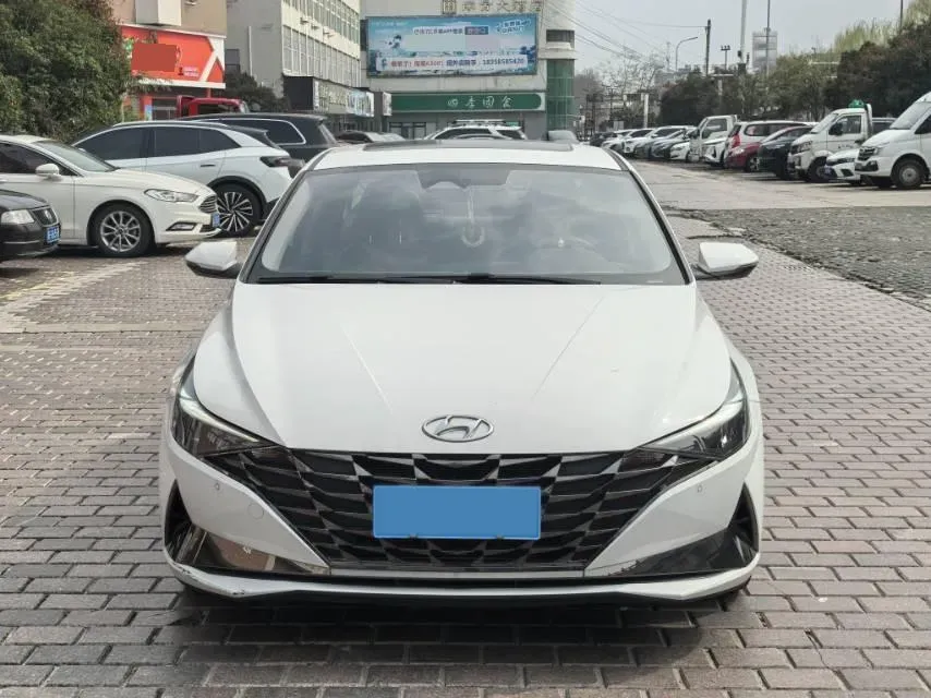 2022 Hyundai Elantra 1.5L 115HP L4 CVT,autocango,china used car exporter,china ev exporter,chinese used car exporter,chinese used ev exporter