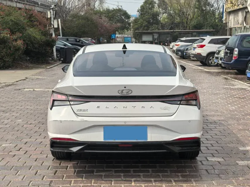 2022 Hyundai Elantra 1.5L 115HP L4 CVT,autocango,china used car exporter,china ev exporter,chinese used car exporter,chinese used ev exporter