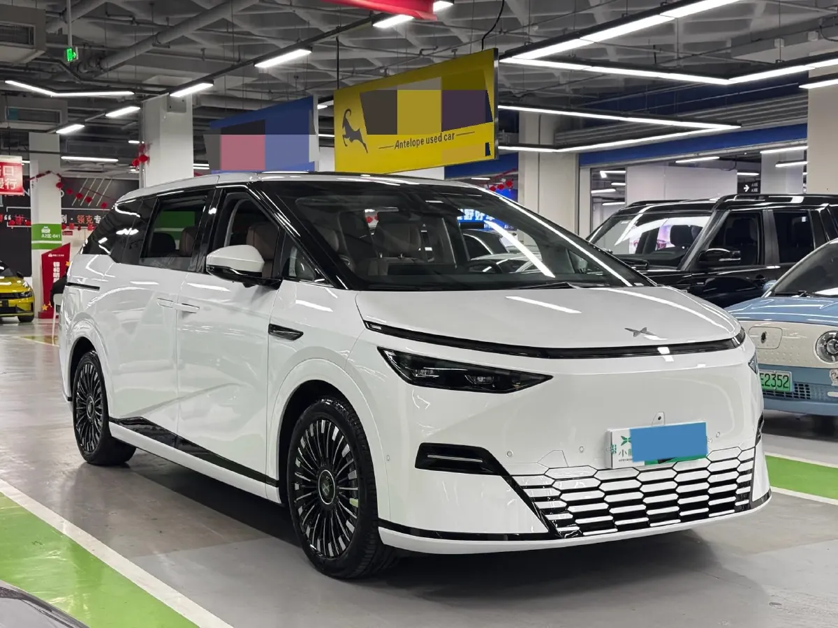 2025 Xpeng X9 BEV,autocango,china used car exporter,china ev exporter,chinese used car exporter,chinese used ev exporter