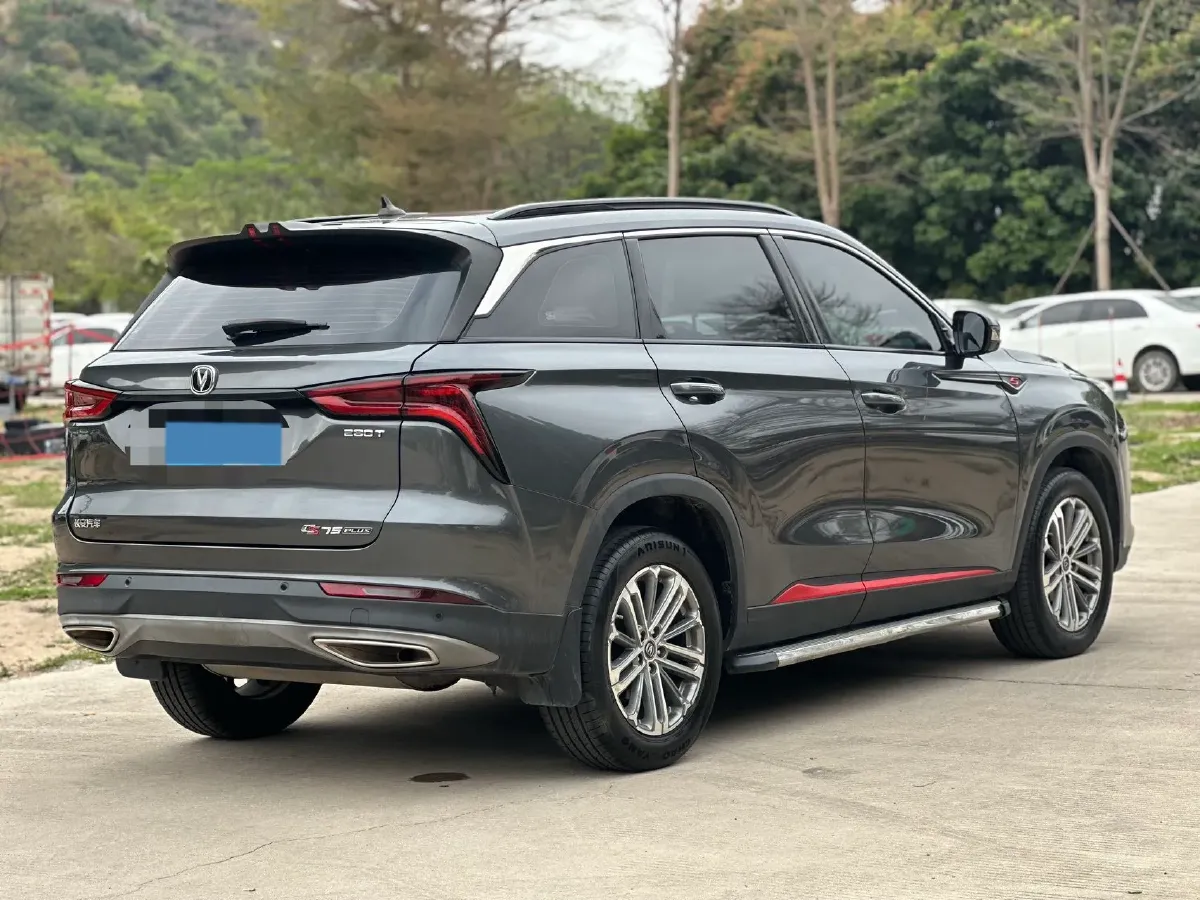 2021 ChangAn CS75 Plus 1.5T 178HP L4 6AT,autocango,china used car exporter,china ev exporter,chinese used car exporter,chinese used ev exporter