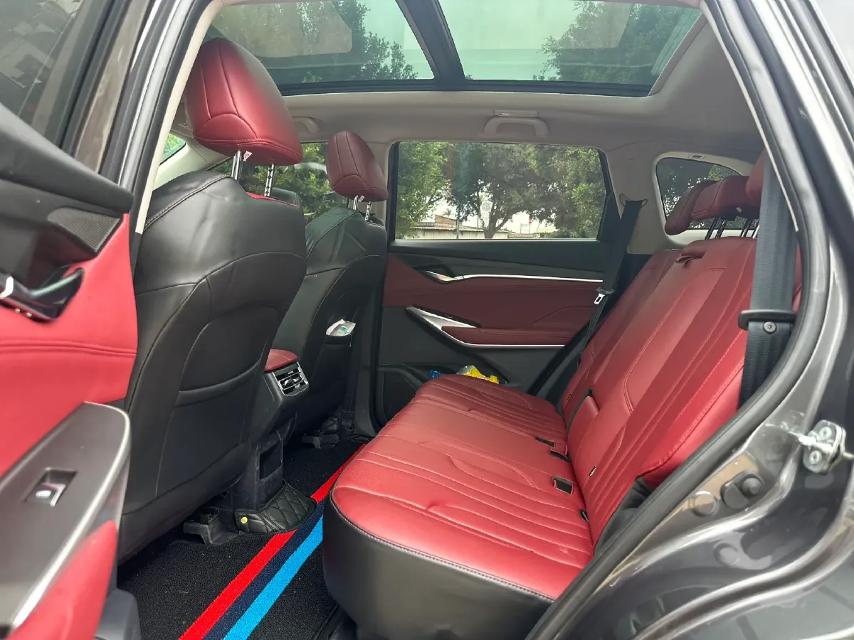 2021 ChangAn CS75 Plus 1.5T 178HP L4 6AT,autocango,china used car exporter,china ev exporter,chinese used car exporter,chinese used ev exporter