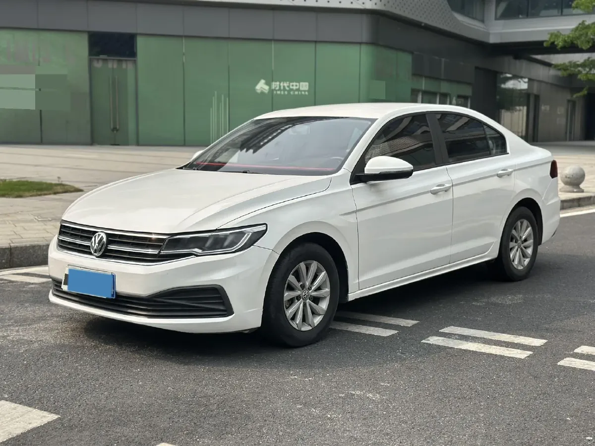 2019 Dongfeng RuiQi 6 2.4L 158HP L4 5MT,autocango,china used car exporter,china ev exporter,chinese used car exporter,chinese used ev exporter