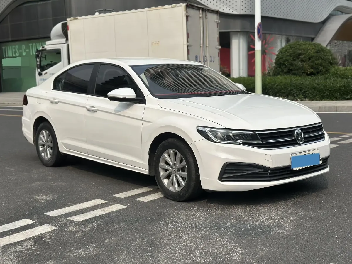 2019 Dongfeng RuiQi 6 2.4L 158HP L4 5MT,autocango,china used car exporter,china ev exporter,chinese used car exporter,chinese used ev exporter