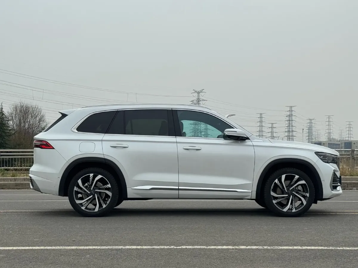 2021 Geely Monjaro 2.0T 238HP L4 8AT,autocango,china used car exporter,china ev exporter,chinese used car exporter,chinese used ev exporter