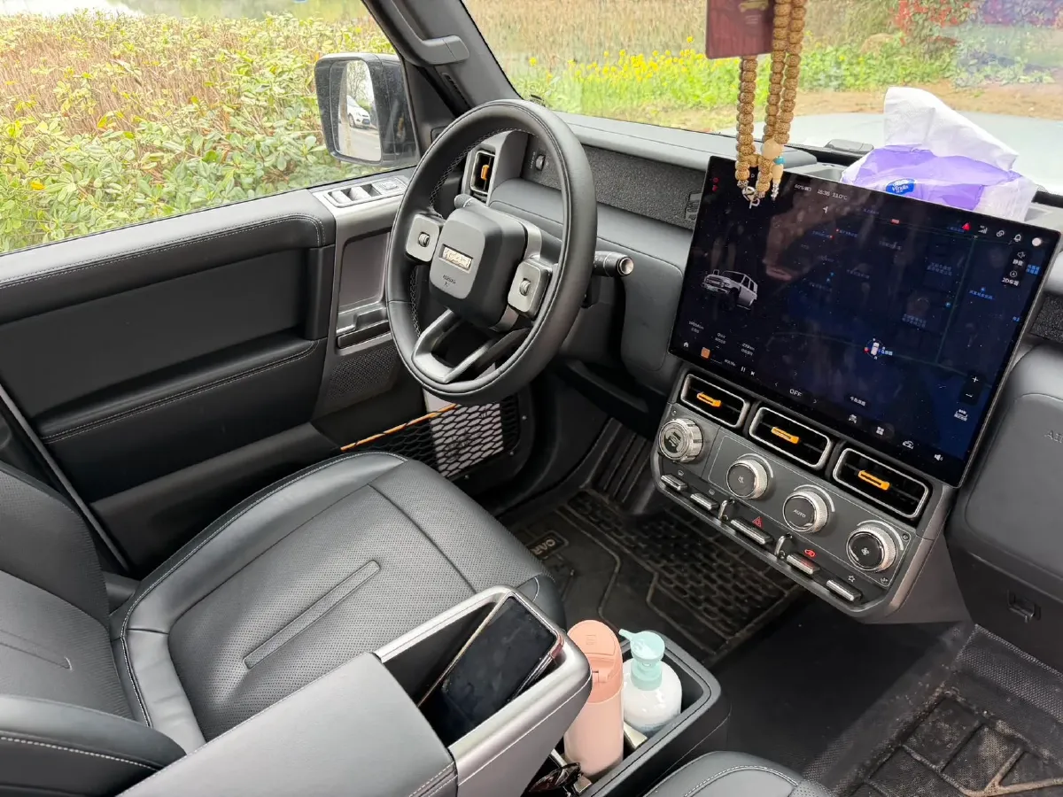 2025 Yufeng Auto Golden Warehouse BEV,autocango,china used car exporter,china ev exporter,chinese used car exporter,chinese used ev exporter