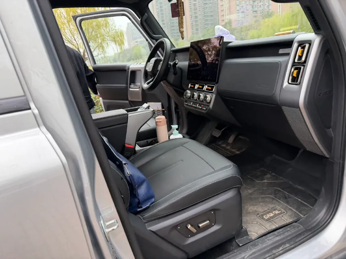 2025 Yufeng Auto Golden Warehouse BEV,autocango,china used car exporter,china ev exporter,chinese used car exporter,chinese used ev exporter