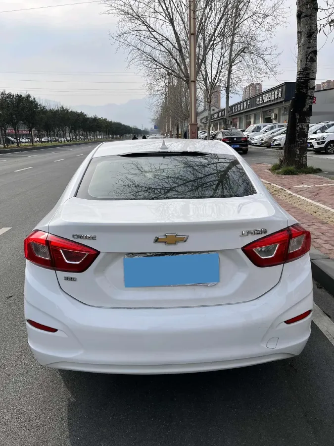 2018 Chevrolet Cruze 1.5L 114HP L4 6AT,autocango,china used car exporter,china ev exporter,chinese used car exporter,chinese used ev exporter