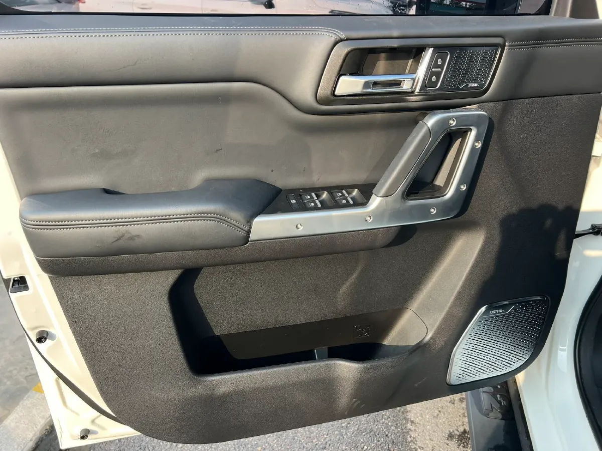 2024 212 212 T01 2.0T 252HP L4 8AT,autocango,china used car exporter,china ev exporter,chinese used car exporter,chinese used ev exporter