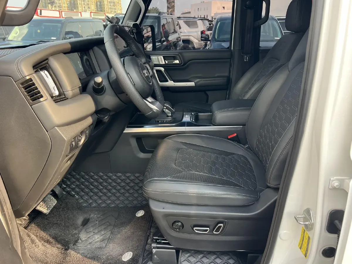 2024 212 212 T01 2.0T 252HP L4 8AT,autocango,china used car exporter,china ev exporter,chinese used car exporter,chinese used ev exporter