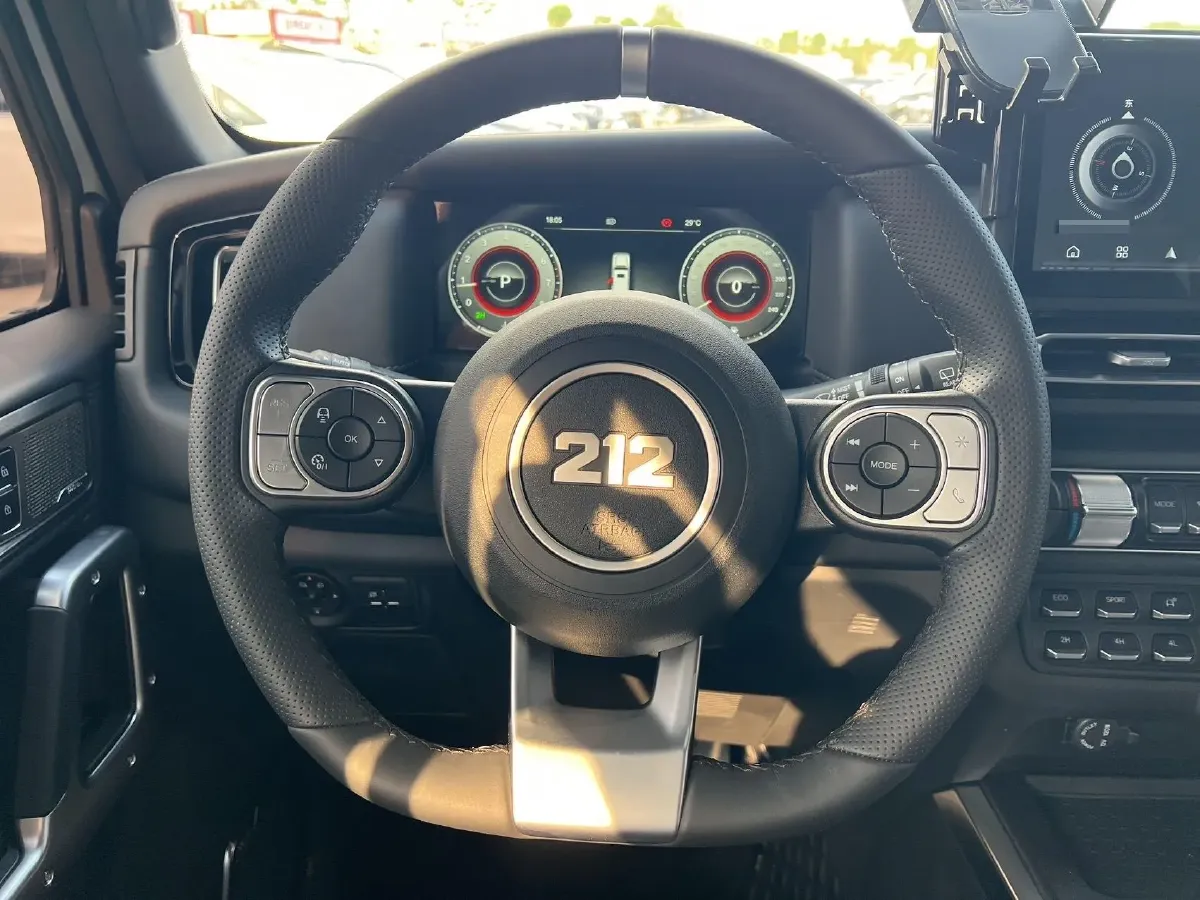 2024 212 212 T01 2.0T 252HP L4 8AT,autocango,china used car exporter,china ev exporter,chinese used car exporter,chinese used ev exporter