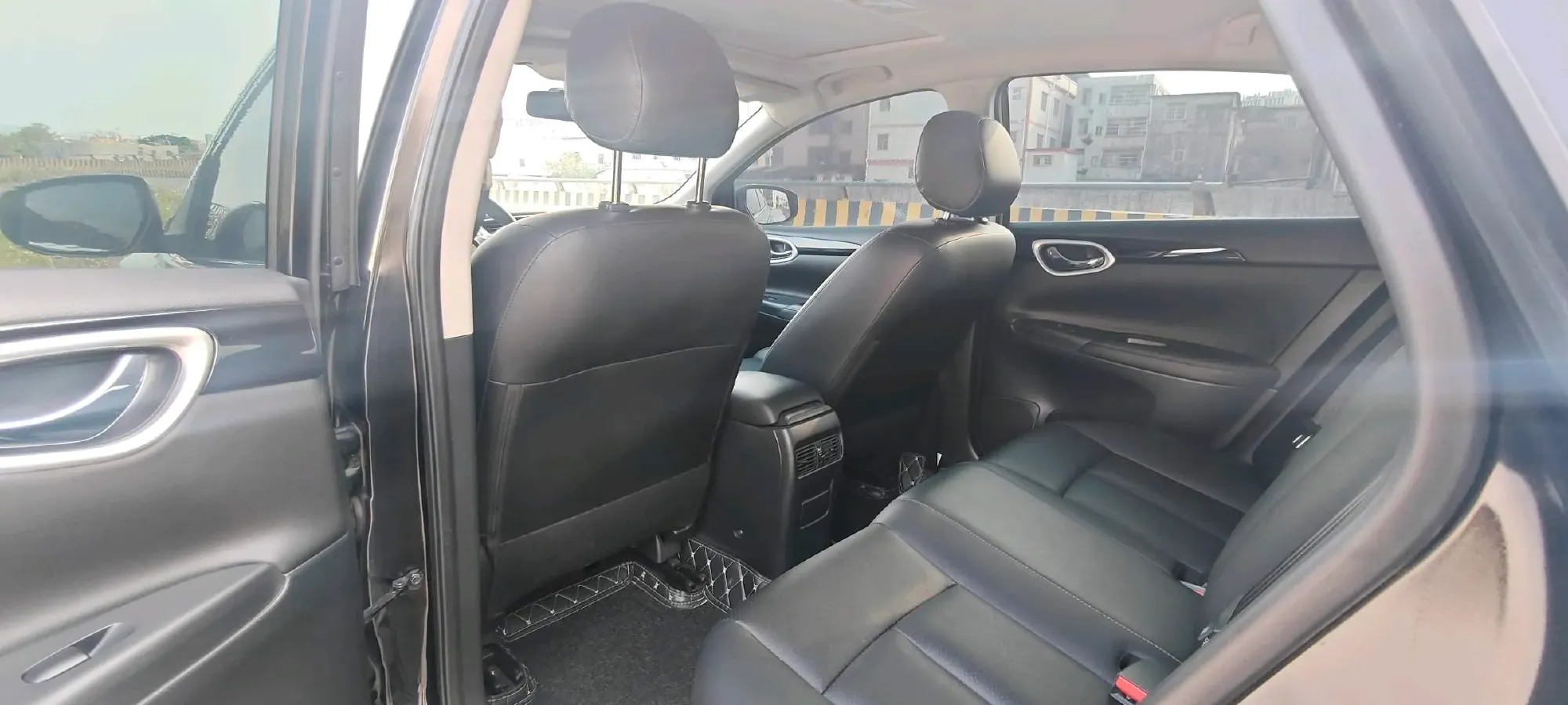 2021 Nissan Sylphy 1.6L 122HP L4 CVT,autocango,china used car exporter,china ev exporter,chinese used car exporter,chinese used ev exporter