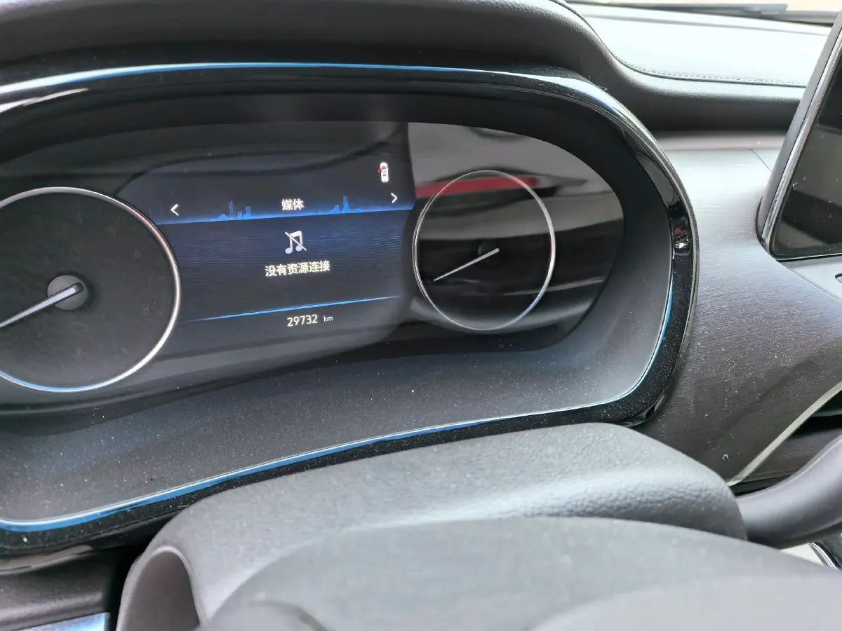 2022 Buick GL8 2.0T 237HP L4 9AT,autocango,china used car exporter,china ev exporter,chinese used car exporter,chinese used ev exporter