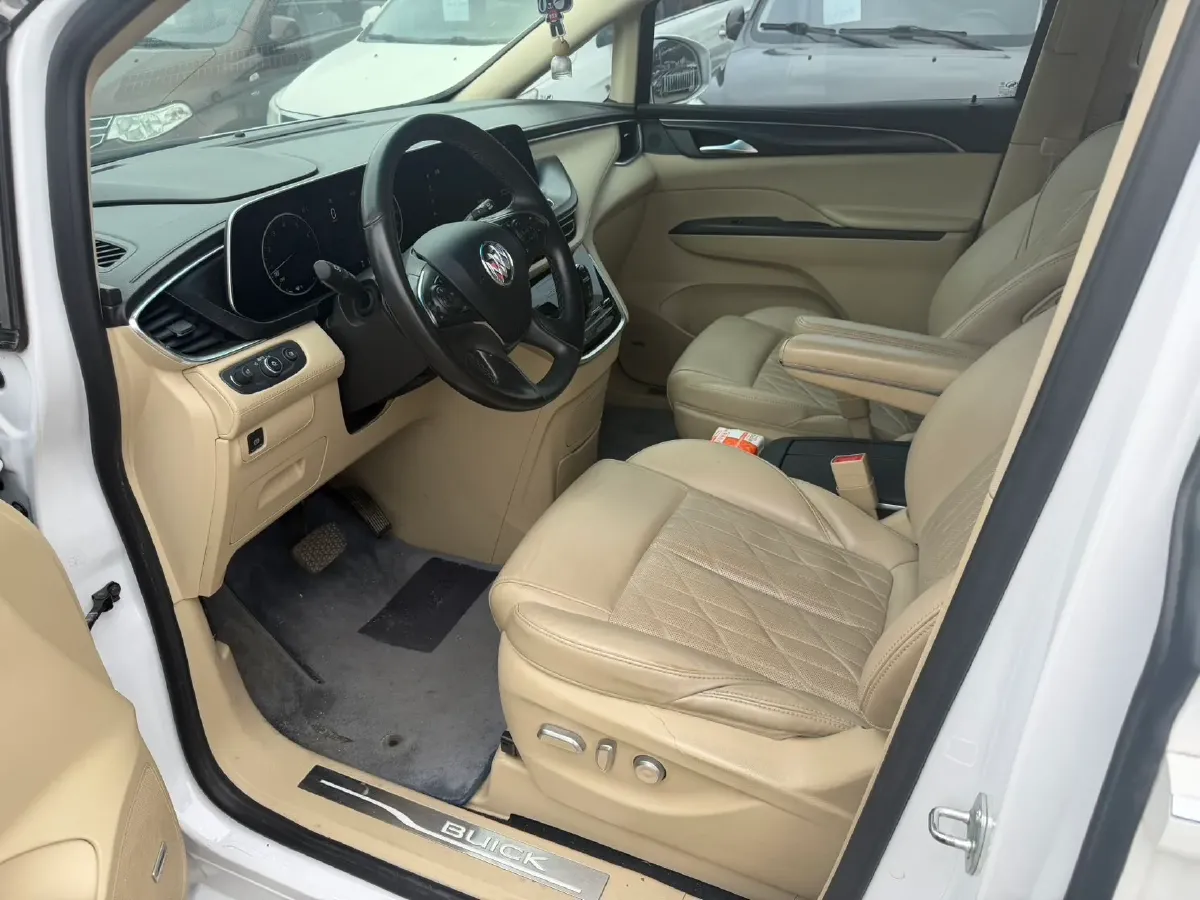 2022 Buick GL8 2.0T 237HP L4 9AT,autocango,china used car exporter,china ev exporter,chinese used car exporter,chinese used ev exporter