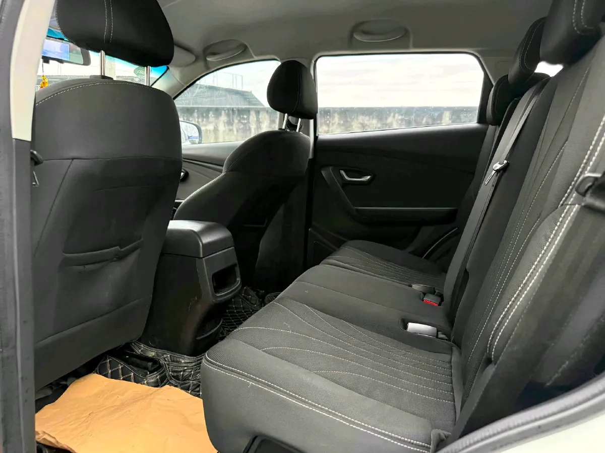 2020 Jetour X70M 1.5T 156HP L4 6MT,autocango,china used car exporter,china ev exporter,chinese used car exporter,chinese used ev exporter