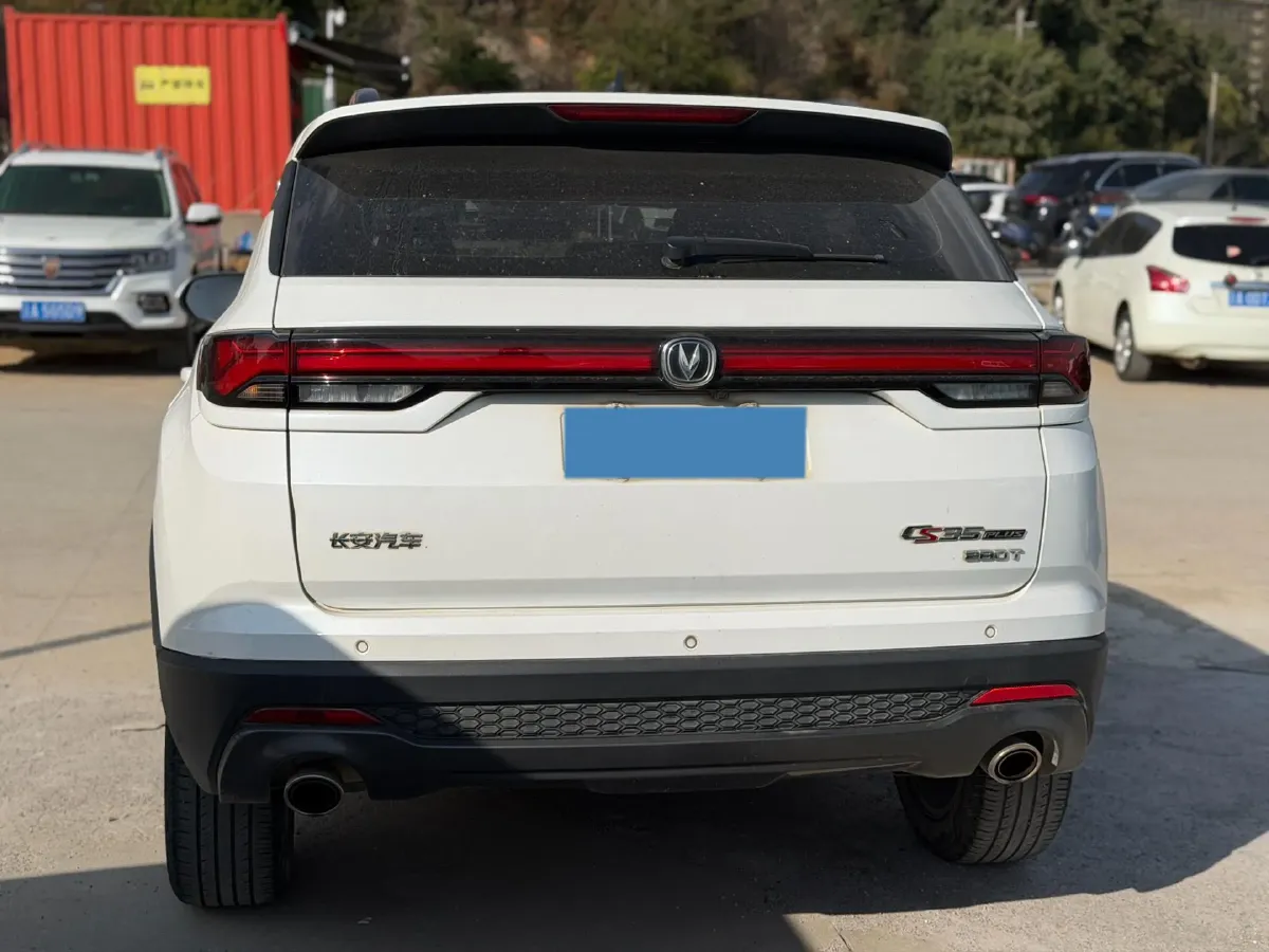 2022 ChangAn CS35 Plus 1.4T 160HP L4 7DCT,autocango,china used car exporter,china ev exporter,chinese used car exporter,chinese used ev exporter