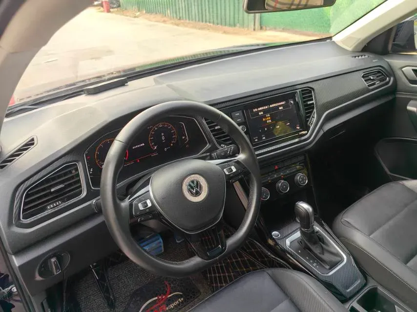 2021 Volkswagen T-Roc 1.4T 150HP L4 7DCT,autocango,china used car exporter,china ev exporter,chinese used car exporter,chinese used ev exporter
