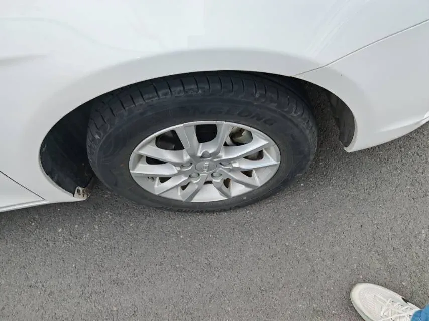 2019 Geely Emgrand 1.5L 109HP L4 5MT,autocango,china used car exporter,china ev exporter,chinese used car exporter,chinese used ev exporter