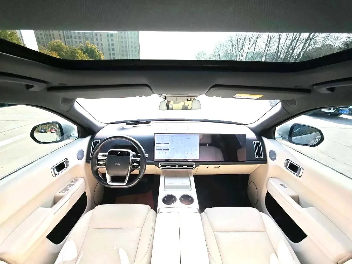 2023 Li L8 Range Extended 154HP REEV 40.9KWH,autocango,china used car exporter,china ev exporter,chinese used car exporter,chinese used ev exporter