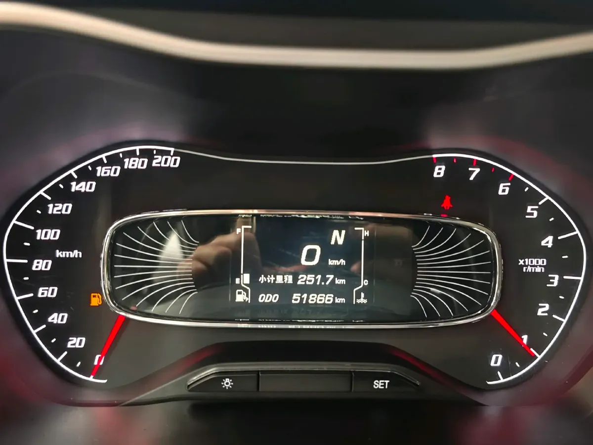 2017 BaoJun 310W 1.5L 105HP L4 6MT,autocango,china used car exporter,china ev exporter,chinese used car exporter,chinese used ev exporter