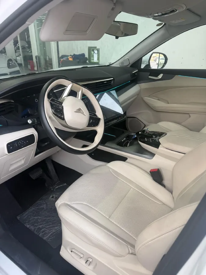 2024 KaiYi KunLun 1.5T 139HP L4 E-CVT PHEV 22.48KWH,autocango,china used car exporter,china ev exporter,chinese used car exporter,chinese used ev exporter